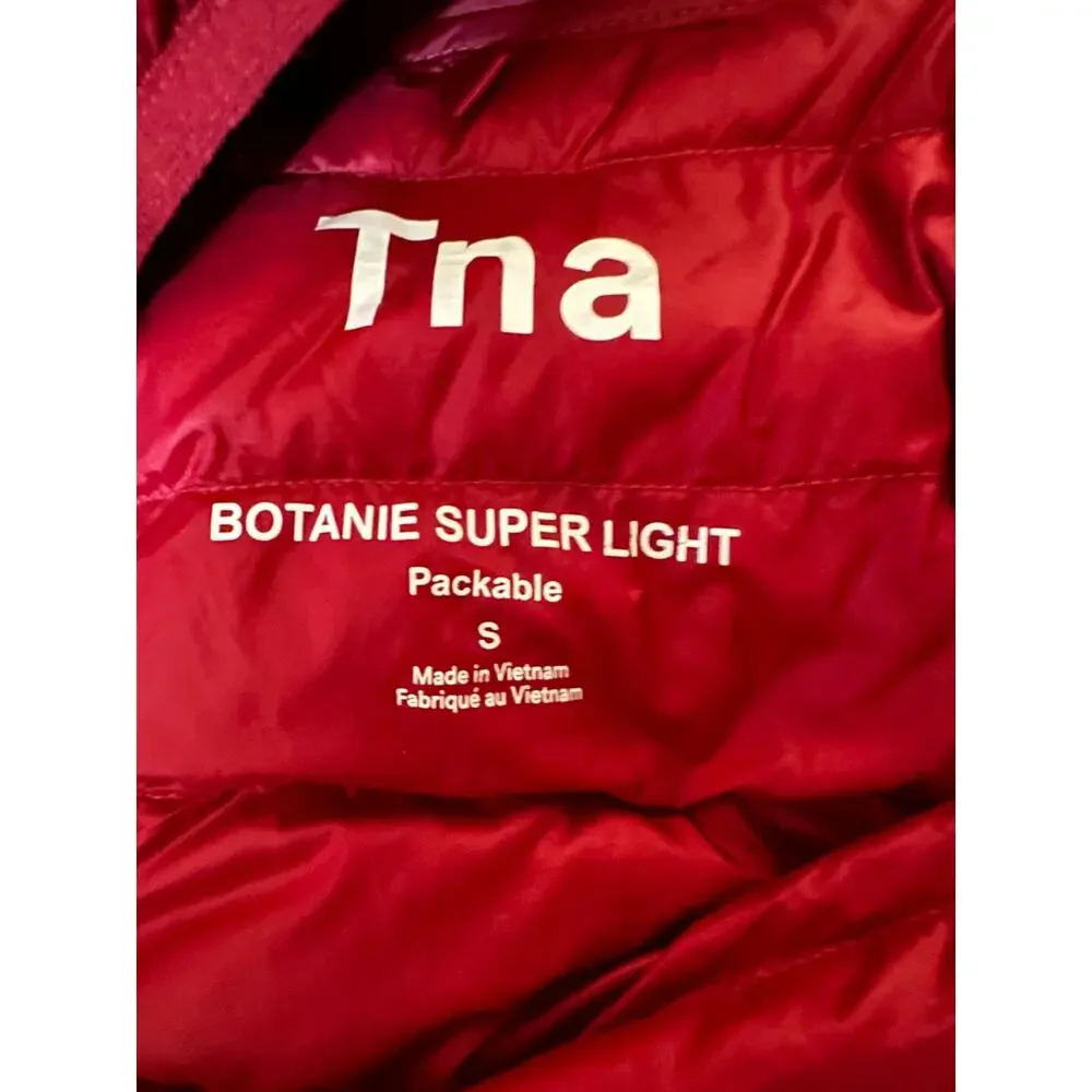 Aritzia TNA Botanie Packable Puffer Goose Down Hooded Jacket, Red, Size Small - Picture 6 of 8